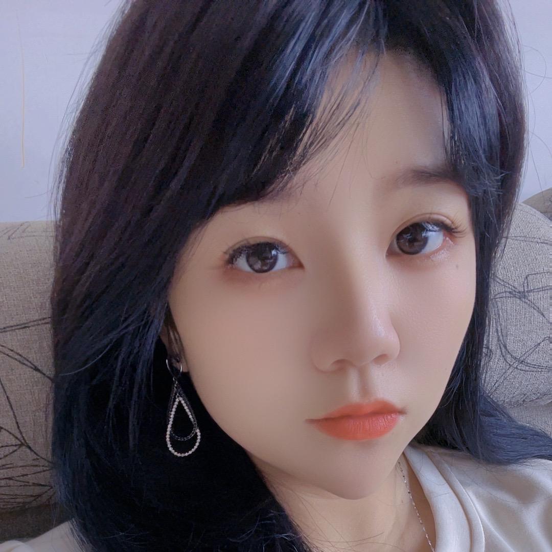 爱吃肉肉的小仙女🧚‍♀️