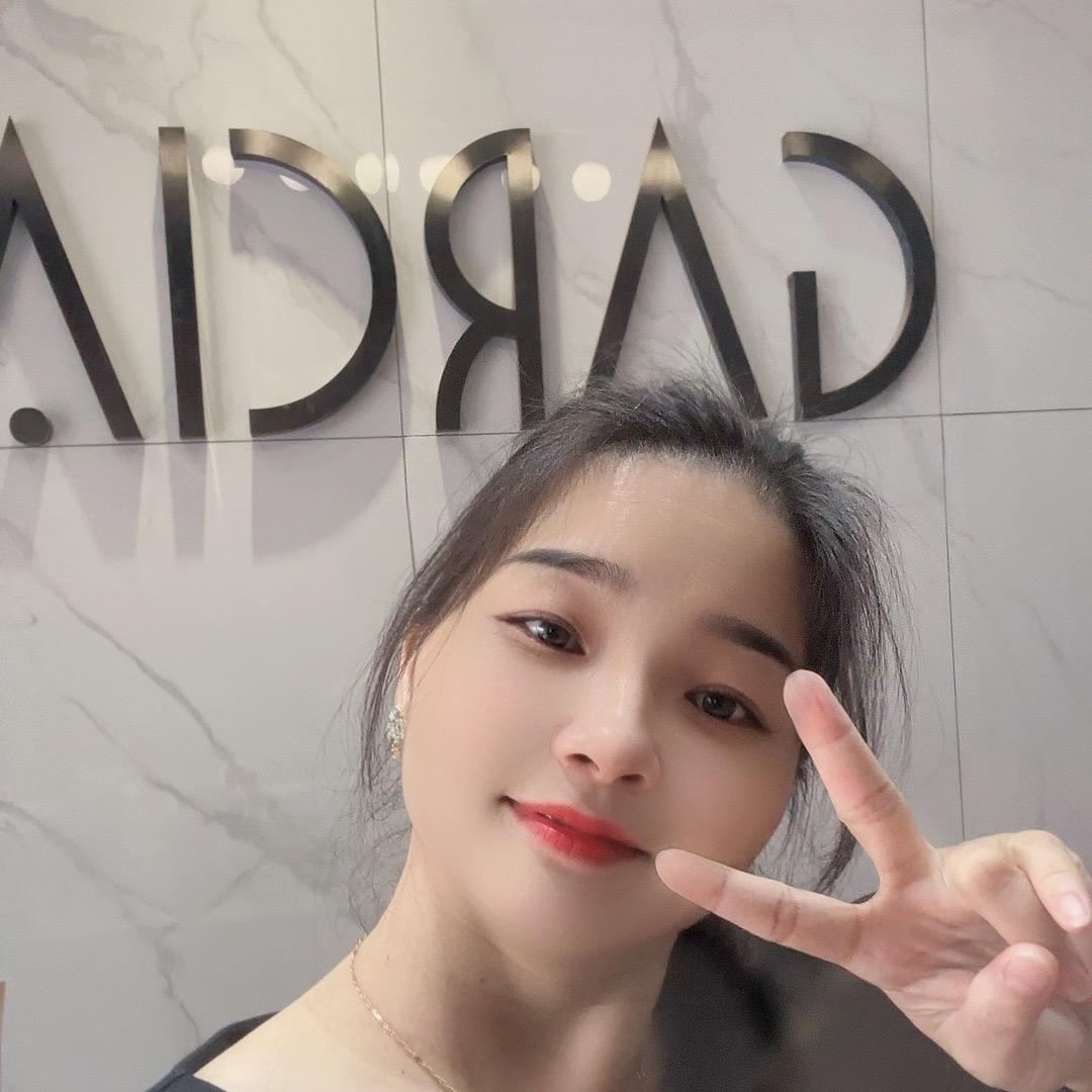 信宜加西亚质感砖．燕清