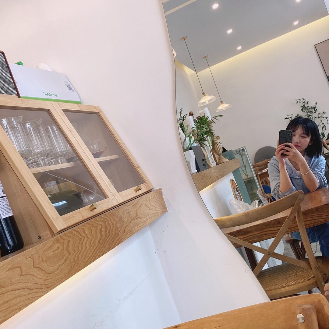 巧克力蛋糕Gaᴗaoᥫᩣ