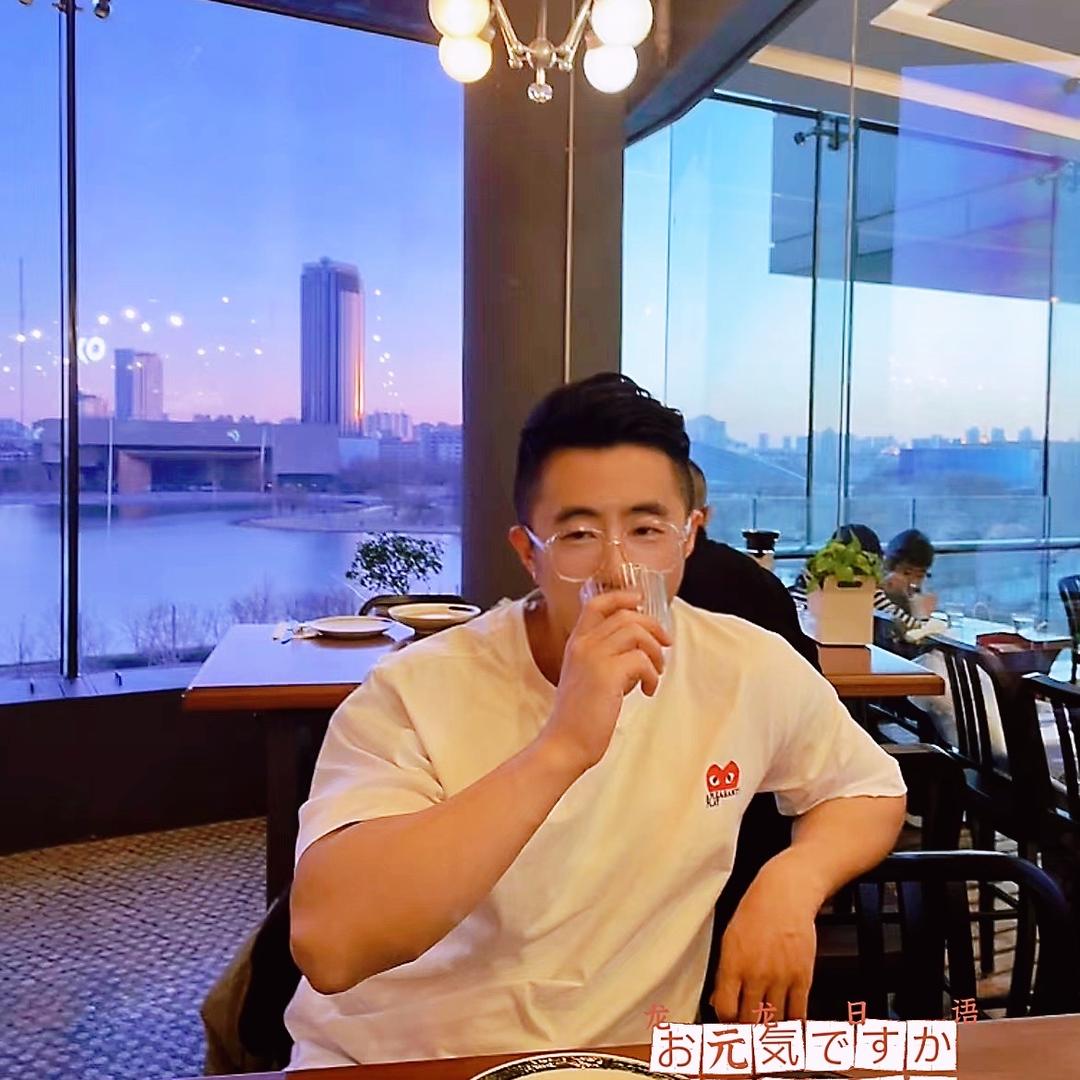 龙龙日语