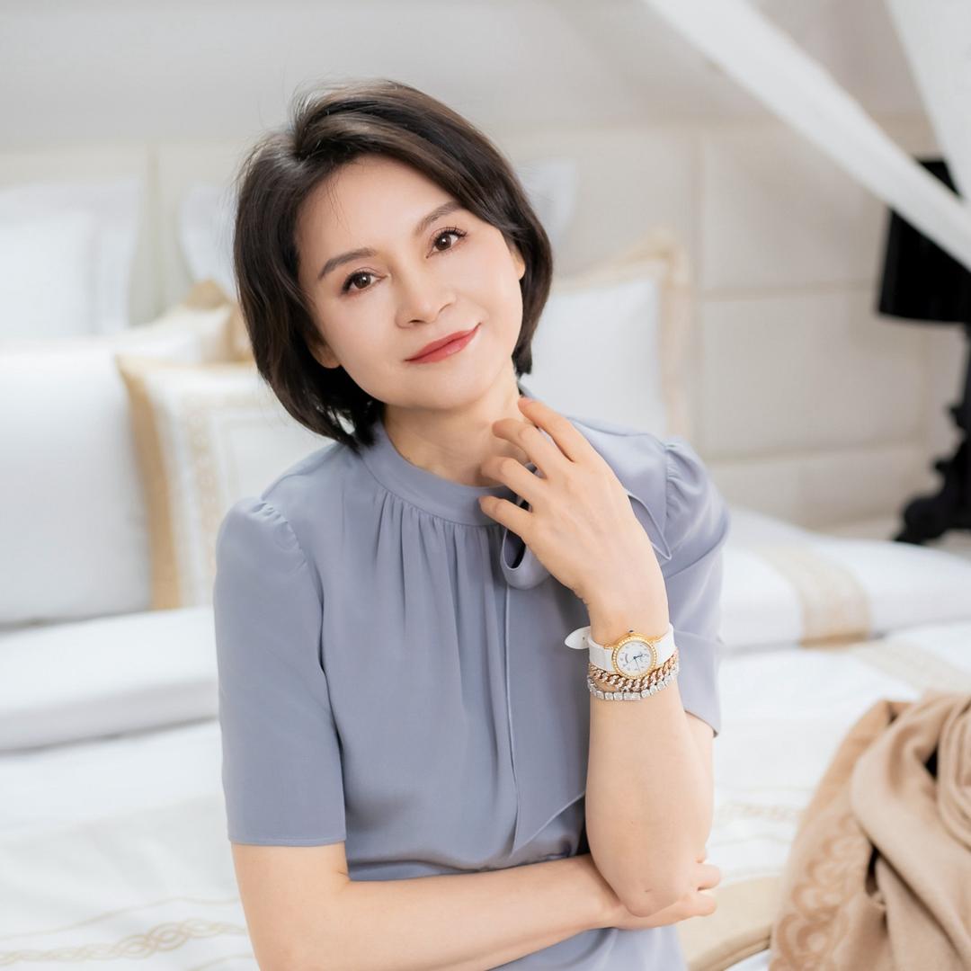 我是摩羯♑️知性穿搭 现货顺丰✈️