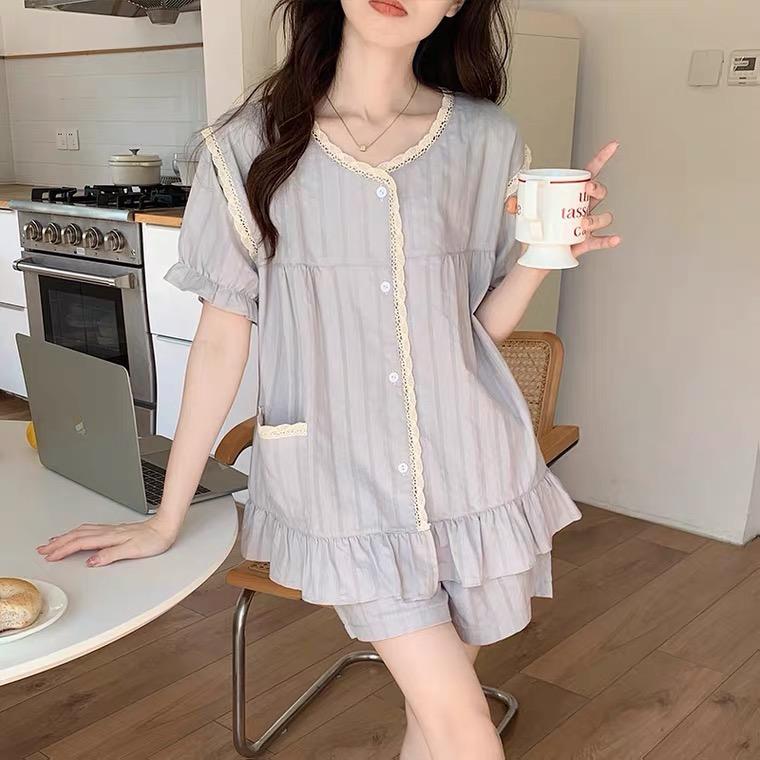 思薇佳居服（睡衣）