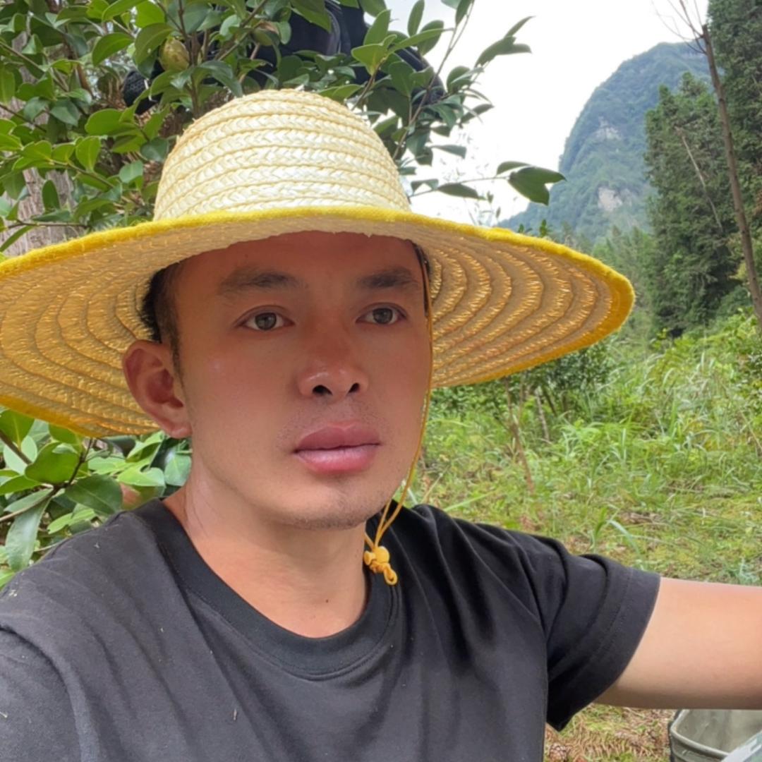 活龙鸿运石材凯哥
