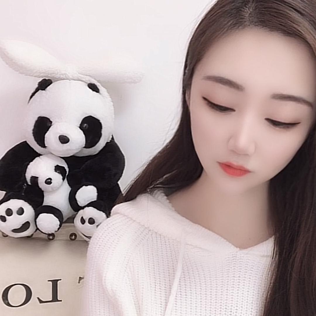 王小萌吖