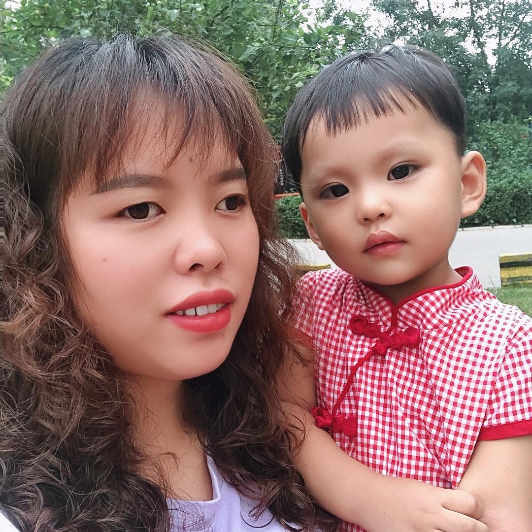 丽子仨娃妈妈