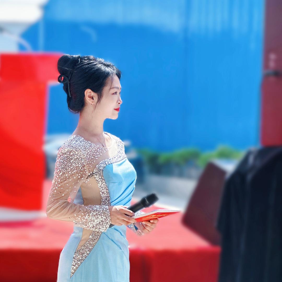 绵阳主持人夏小朵