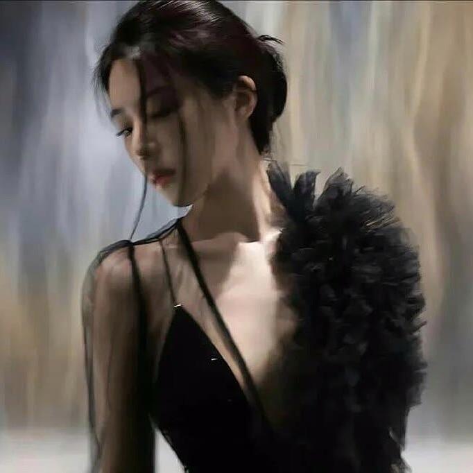 🌙瑶窕淑女