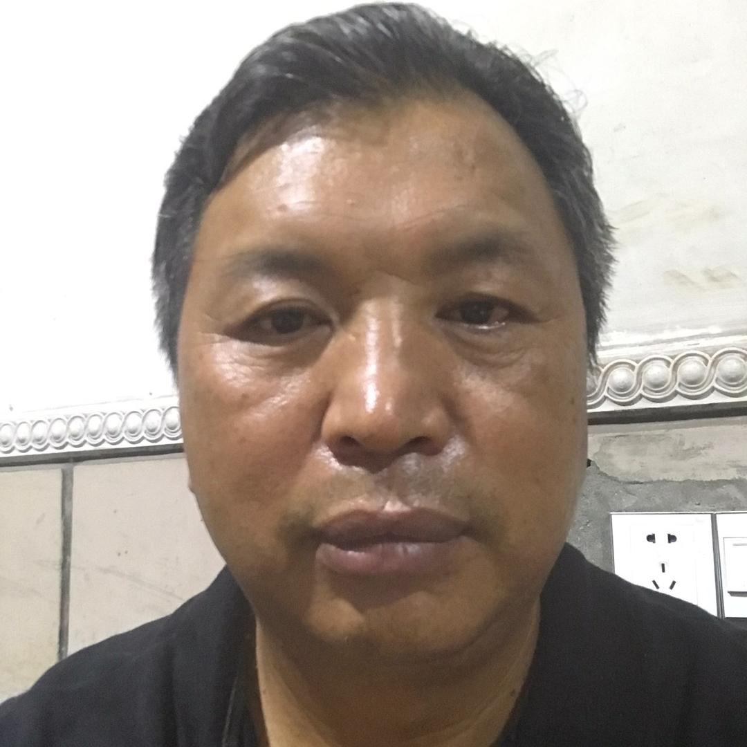 银都驾校教练佘建强