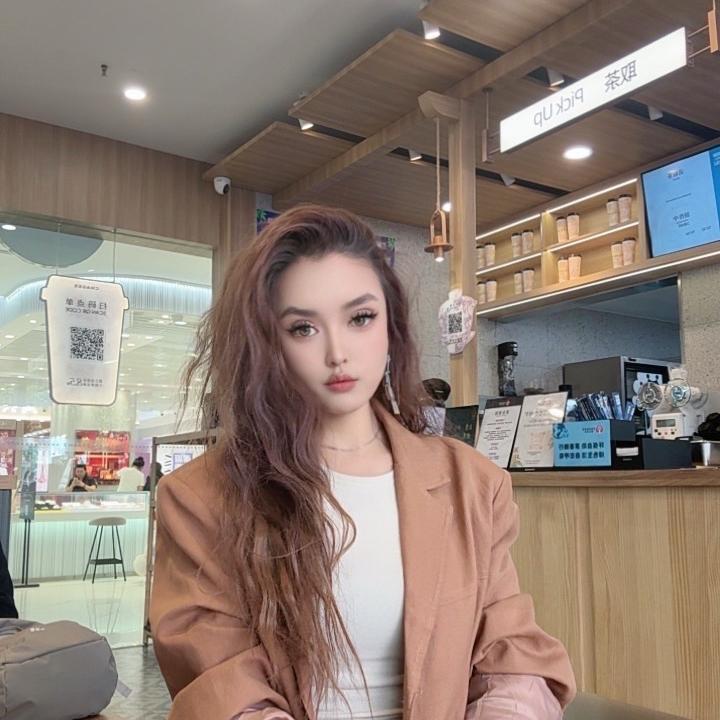 库车市娅纱妮服装店