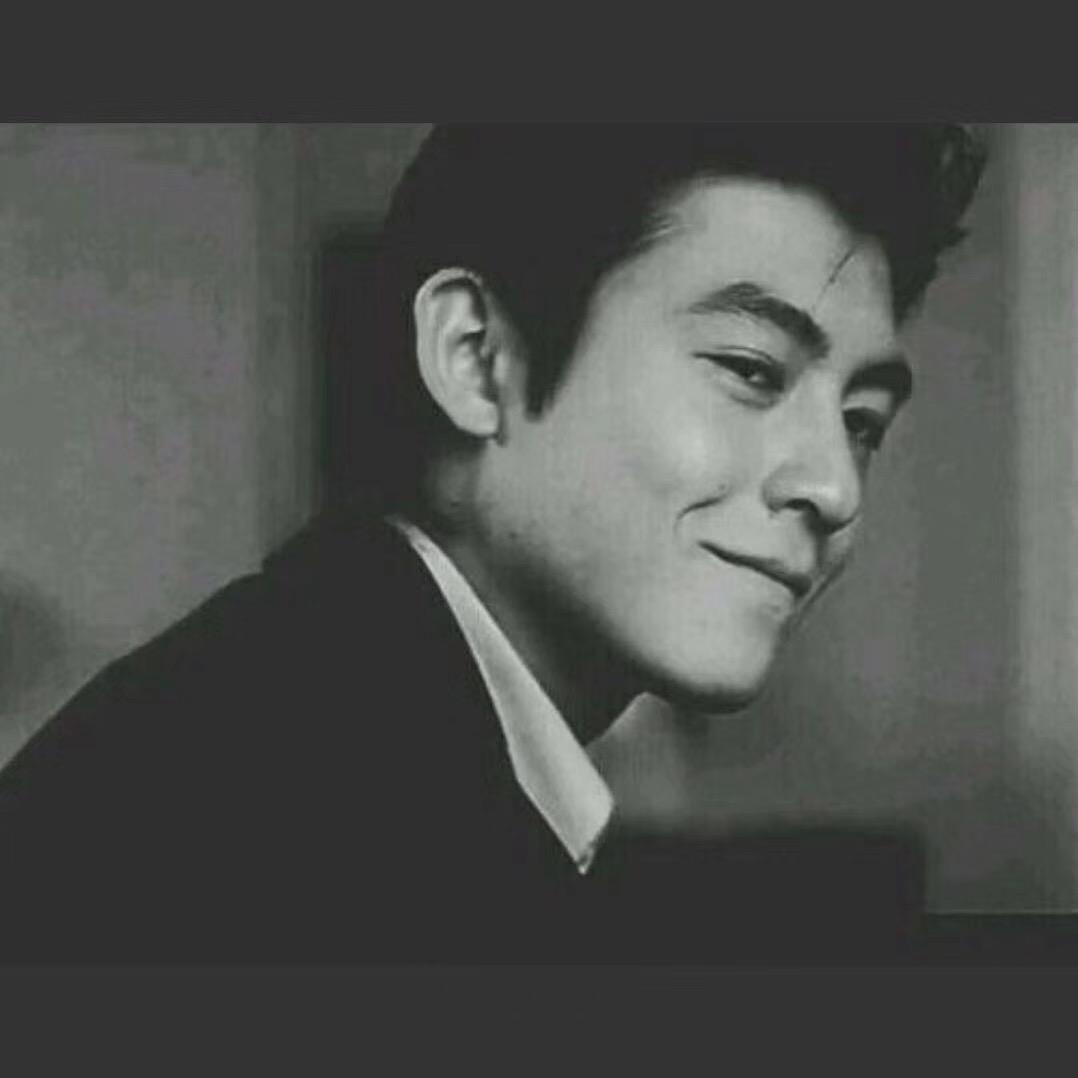 🌈秋风落叶🍂