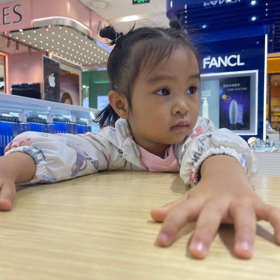 裤兜兜里有糖