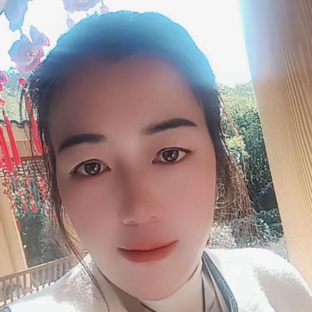 福彩老板娘阿娇