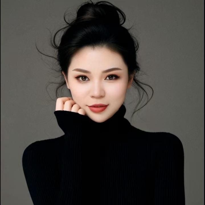 YUNS高端女包定制