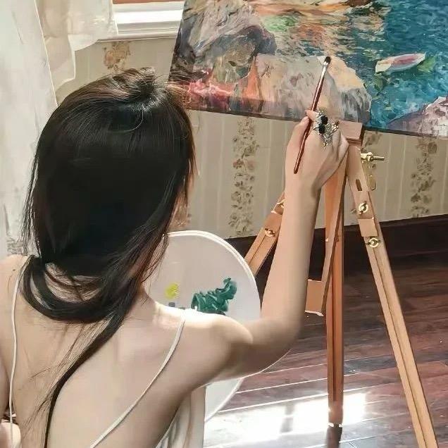 画画的椰子