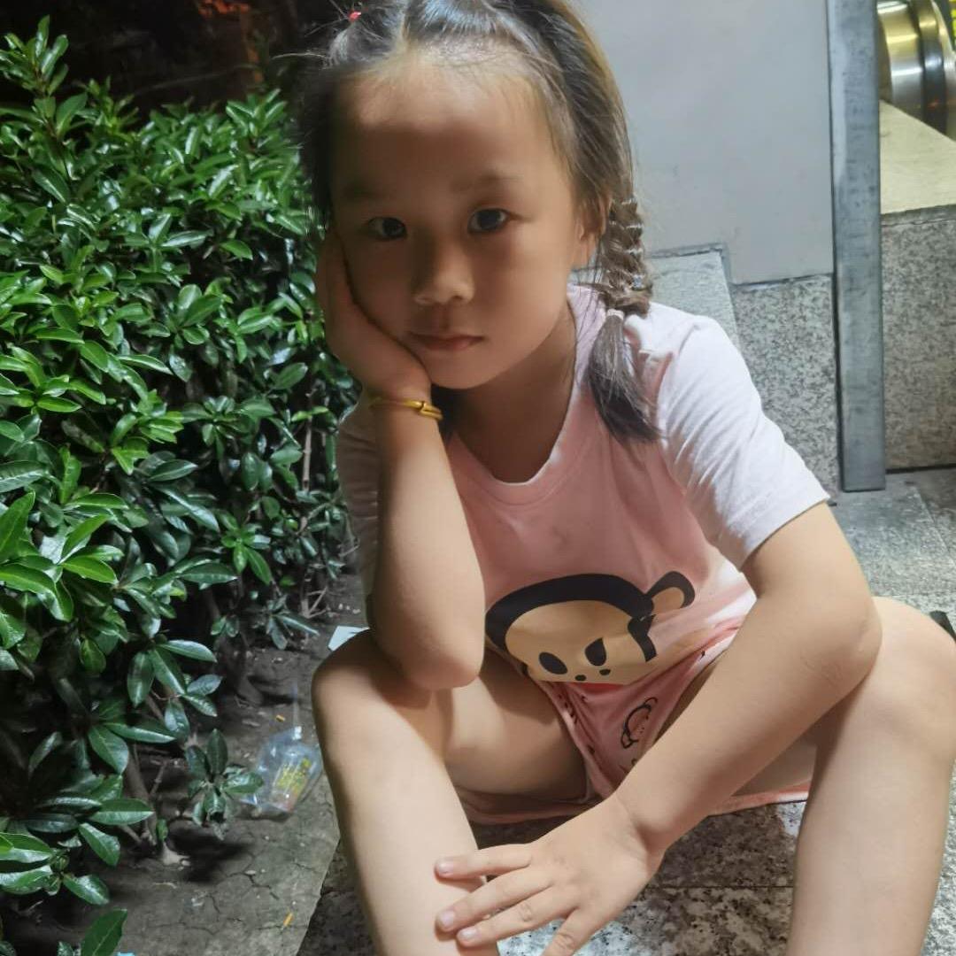 小猫猫姐姐
