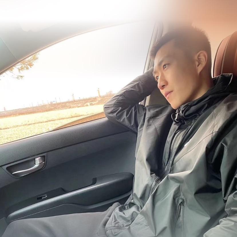 半真半醉半面佛.