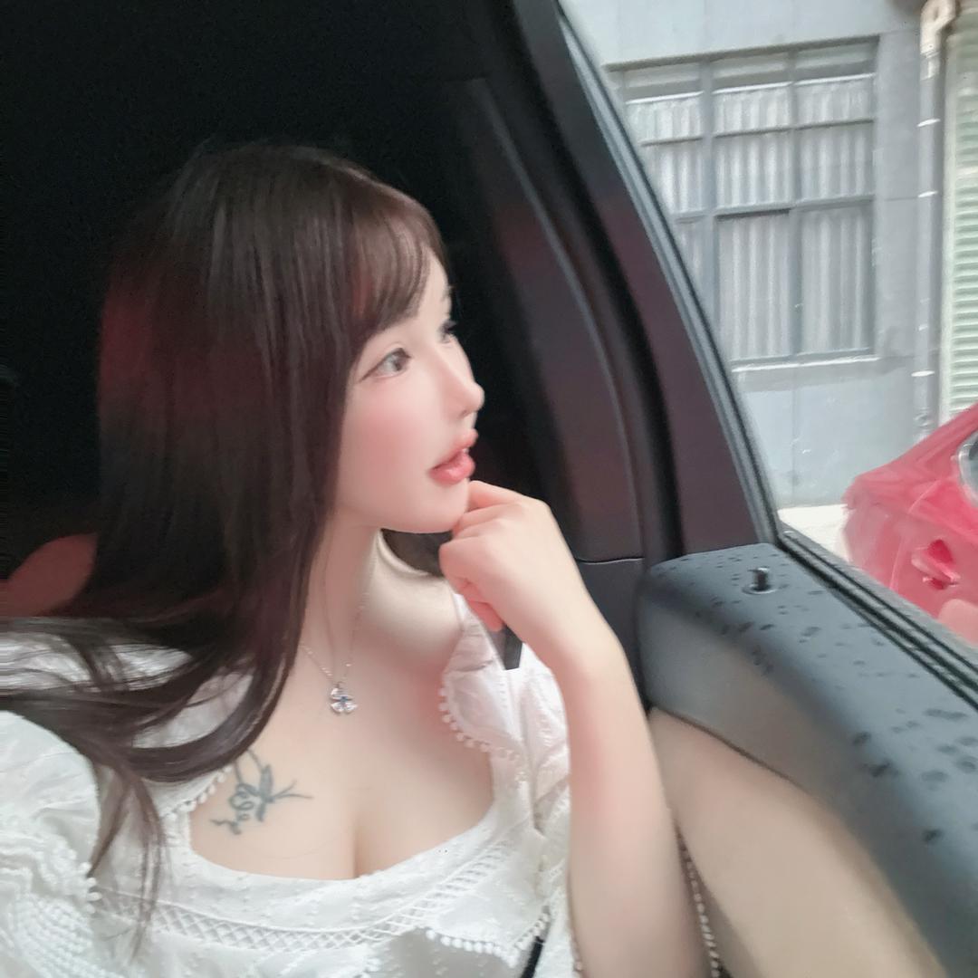 小呦呦