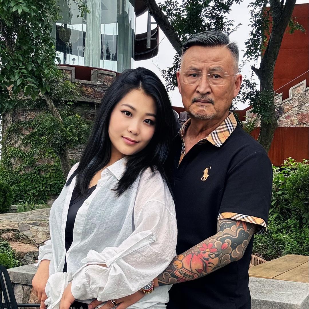 二飞夫妇
