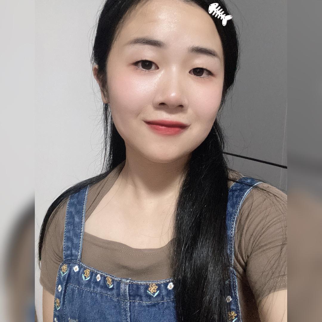 伊丽（新人主播）