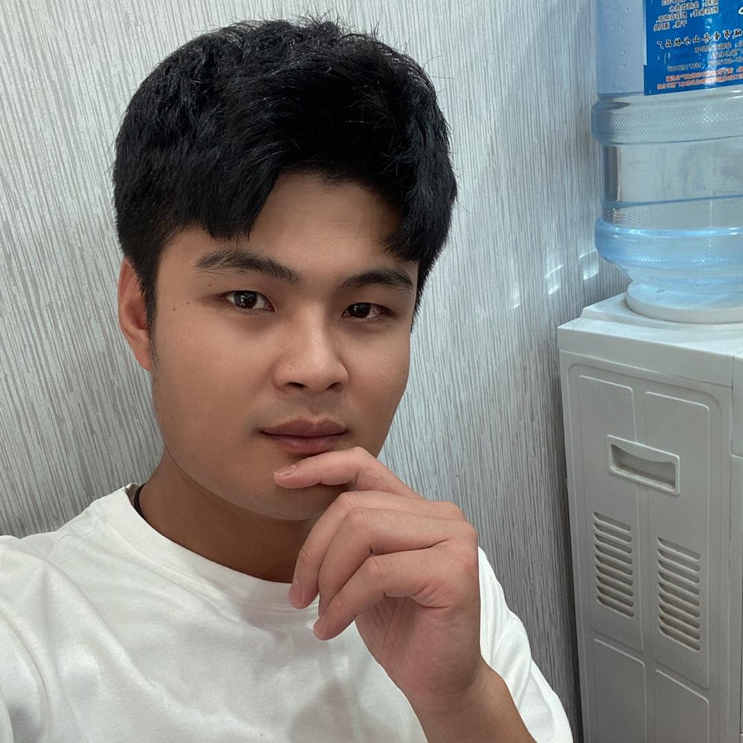 DH轻奢美发沙龙—大辉