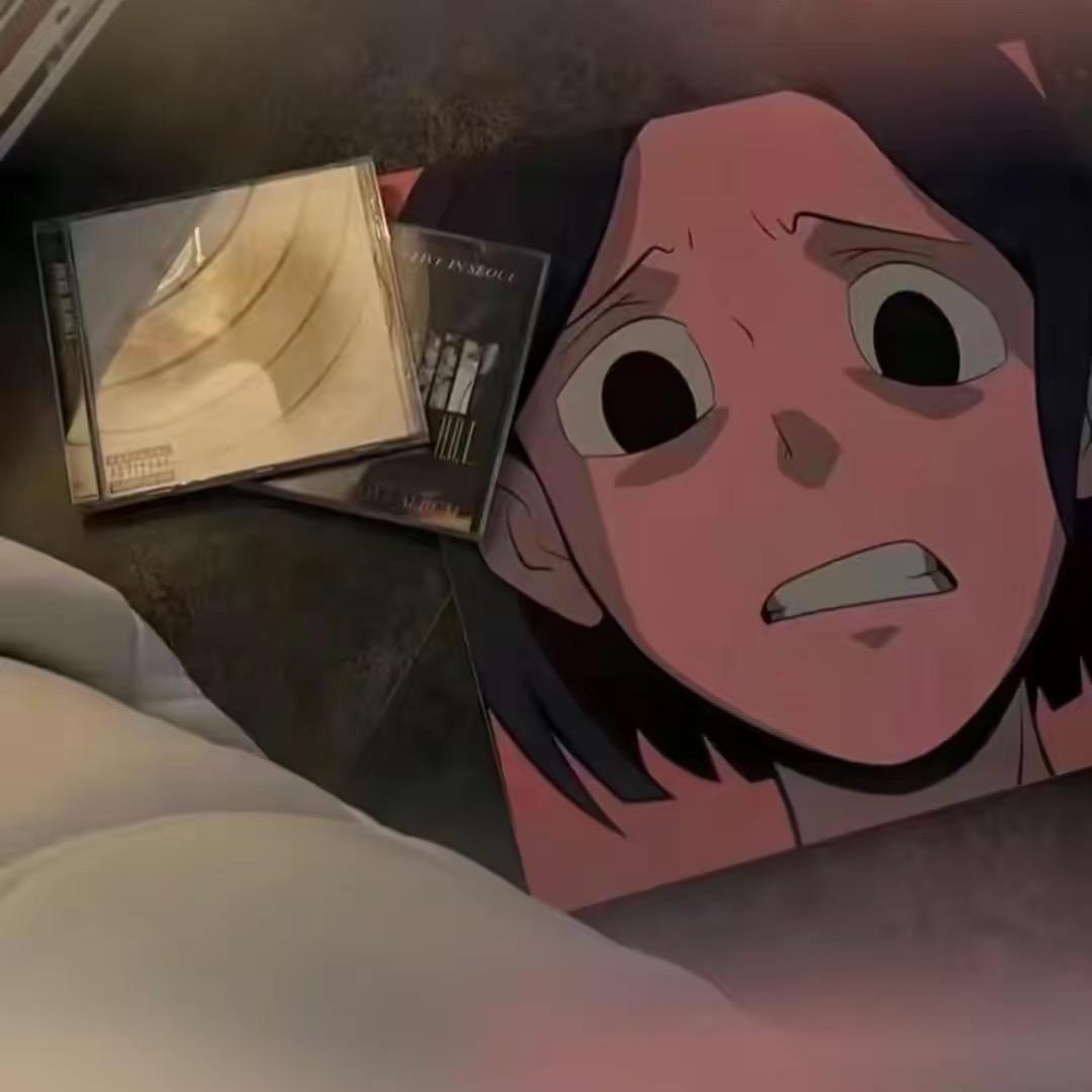 煮了碗螺蛳粉加油果