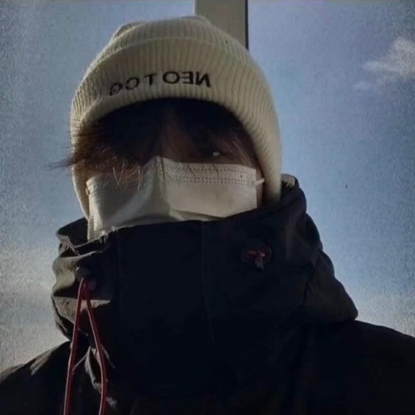 知霜屿
