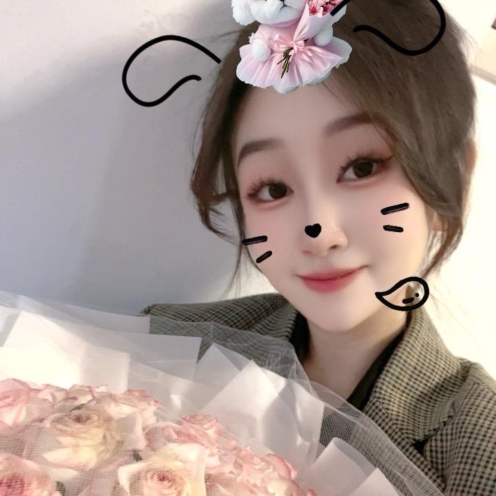158的陈花花（微胖）
