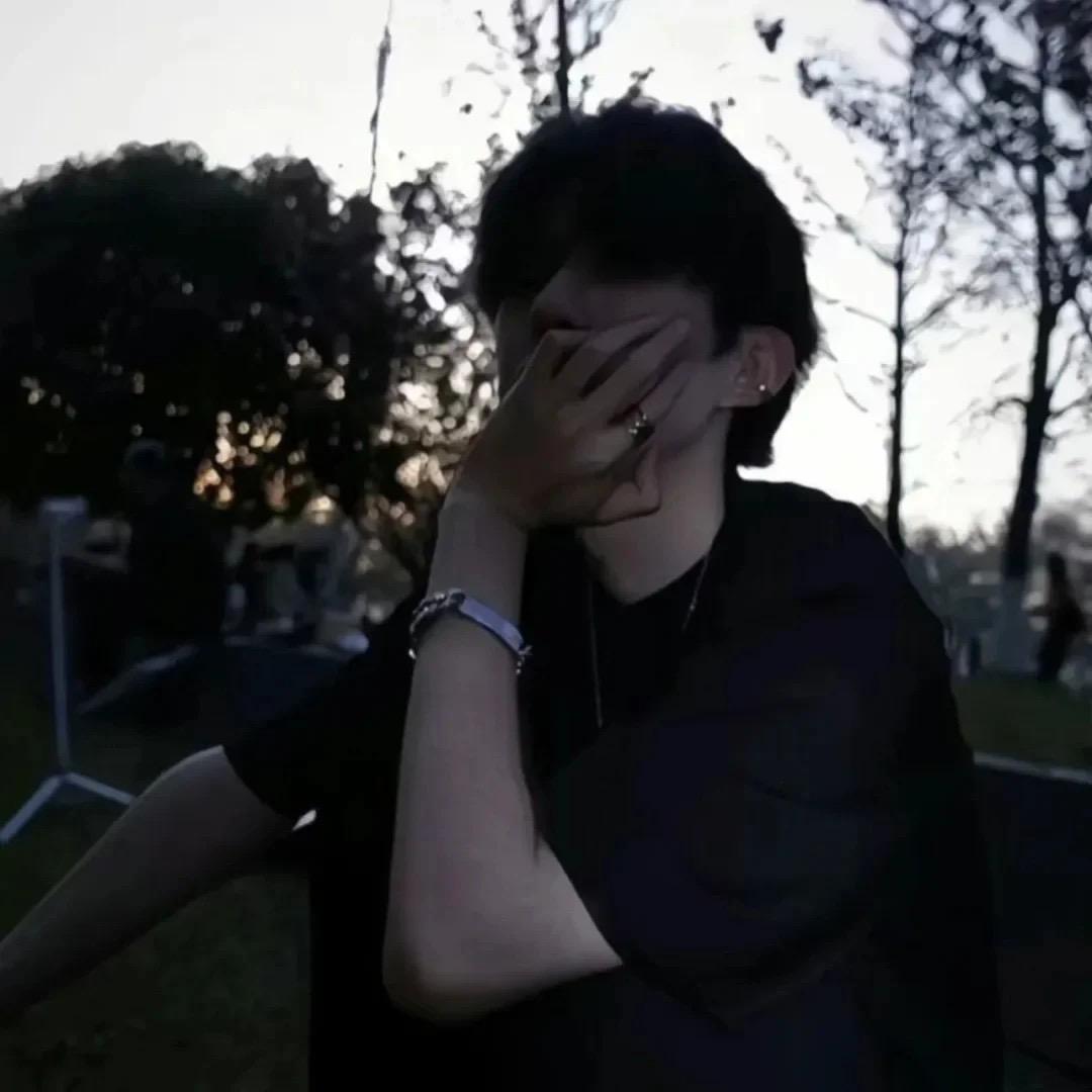 ㅤ    ㅤㅤ