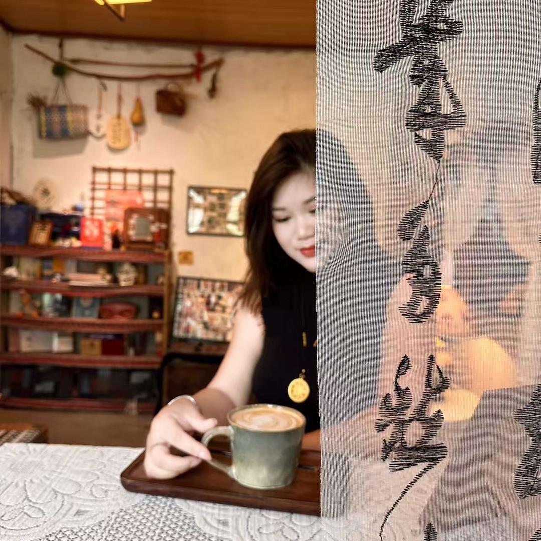 霍邱，燕子（橱窗分享美衣）
