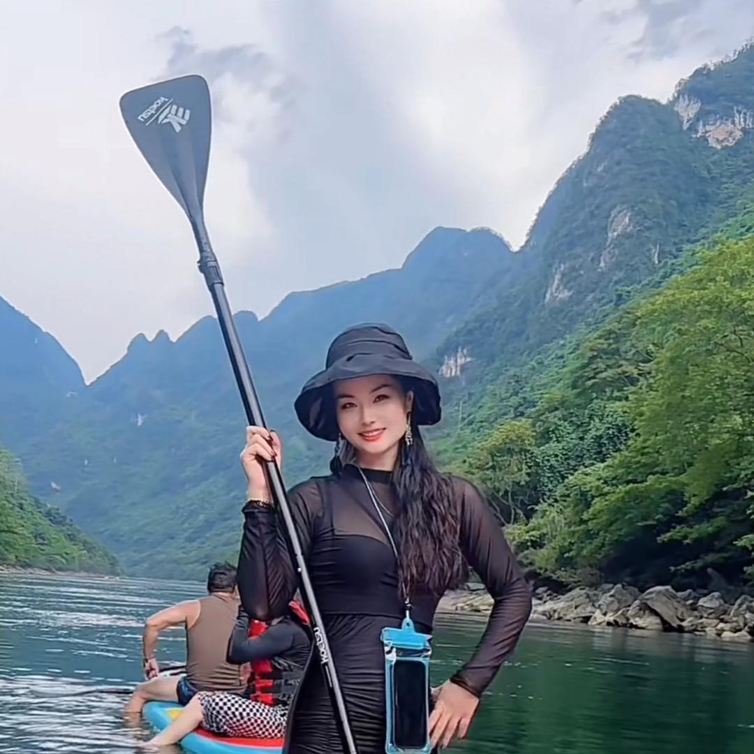 琴琴吖