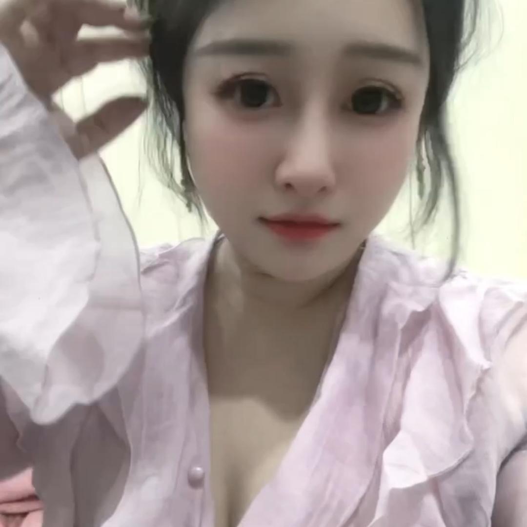 A.💗小瓶盖