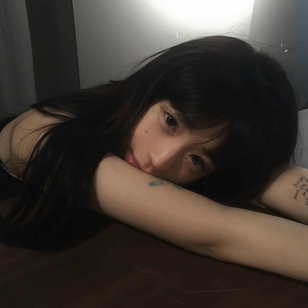 小怡大王^