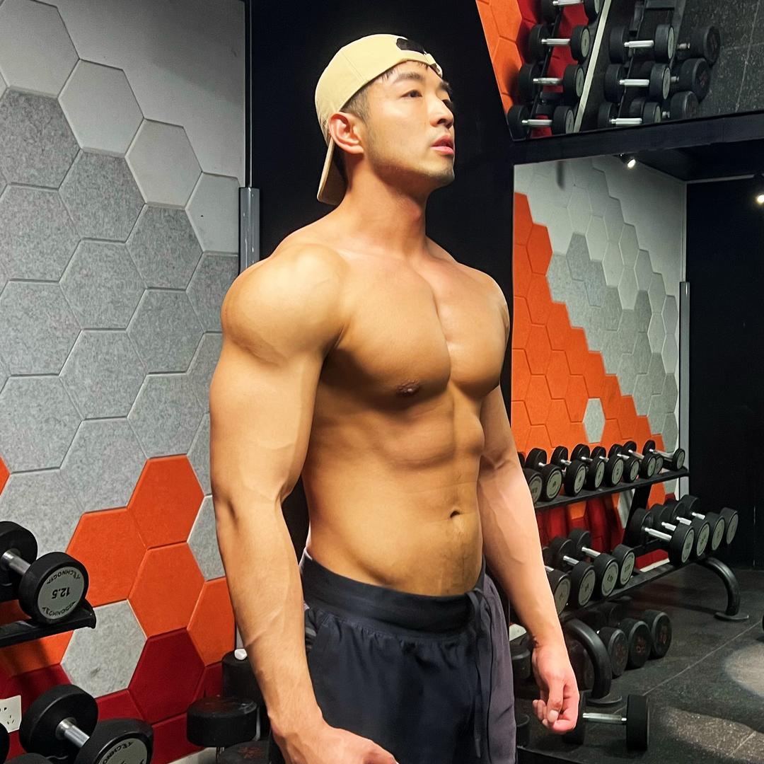 杰二次方（男装穿搭）