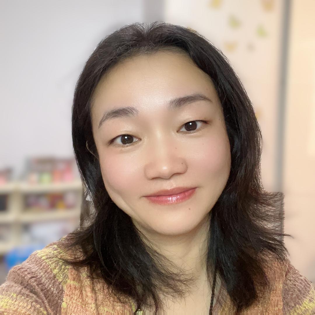 盈盈