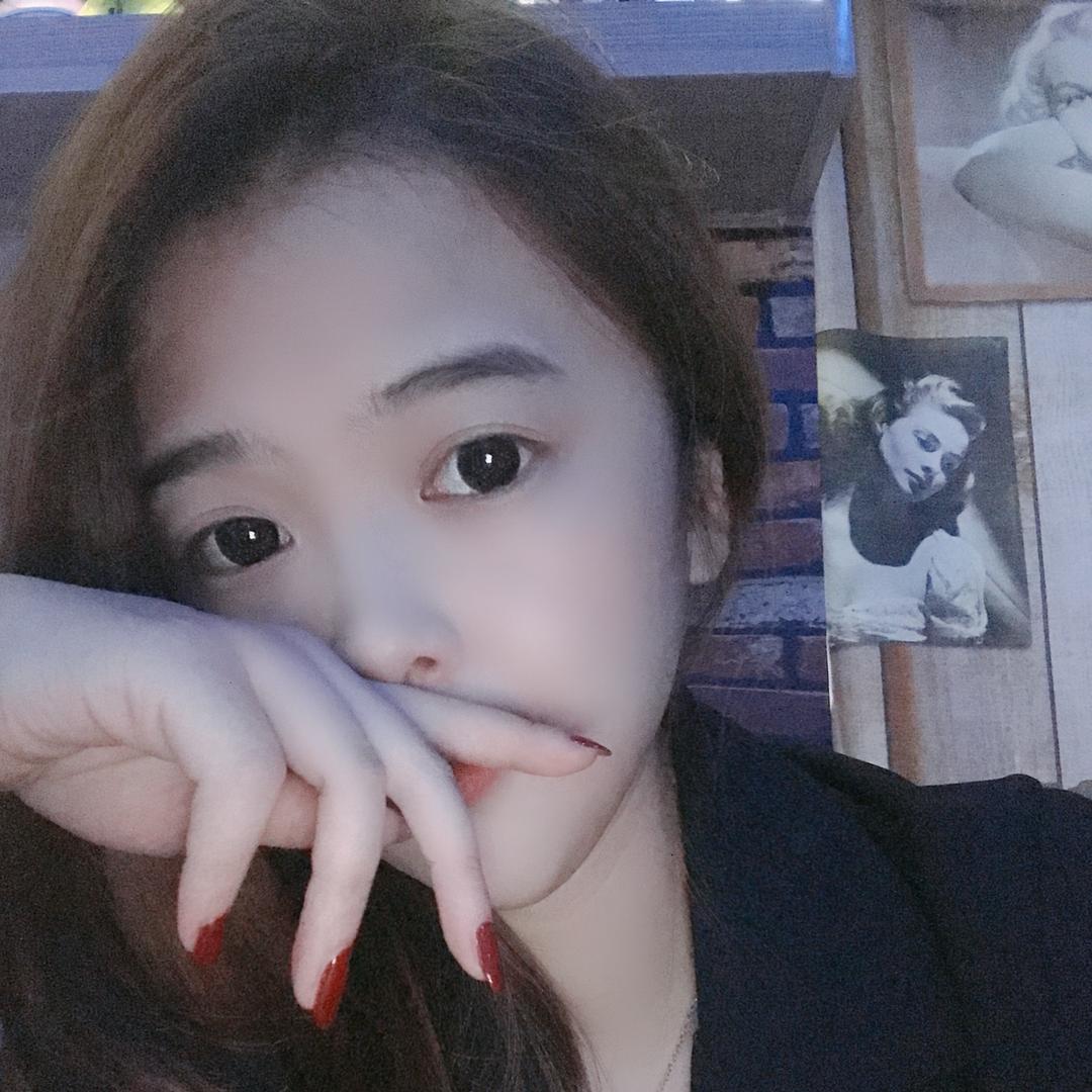 👑 陈小小
