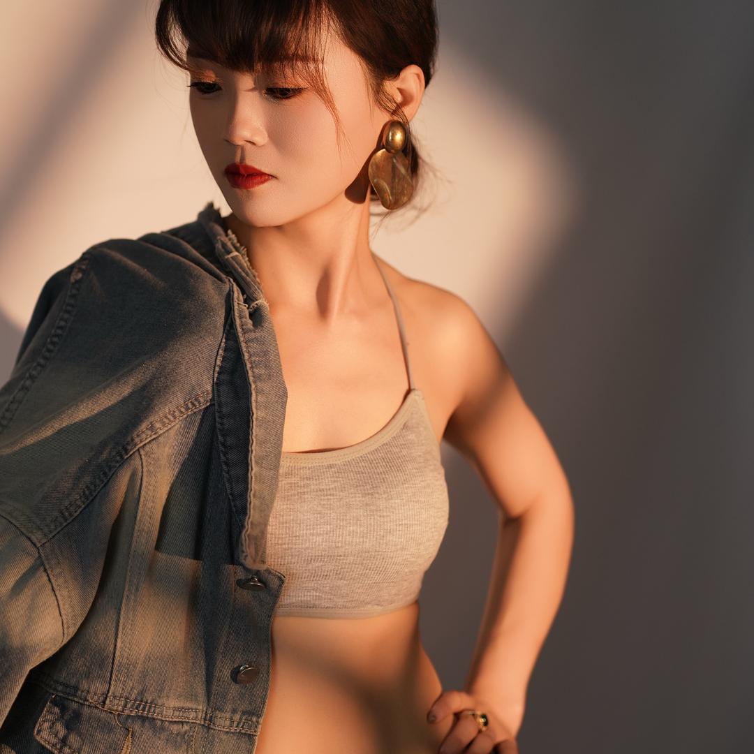 李虹