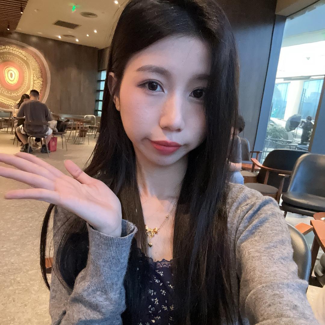 禾禾女装工厂店