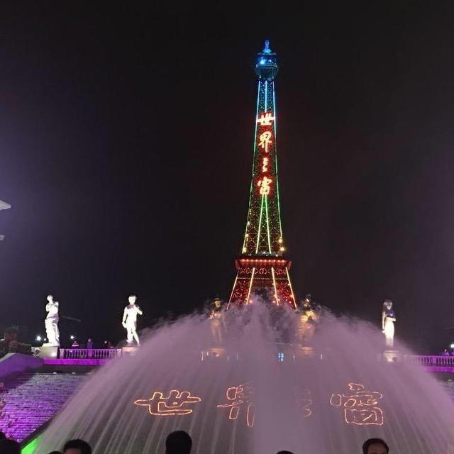 吾悦广场赵姐烤冷面