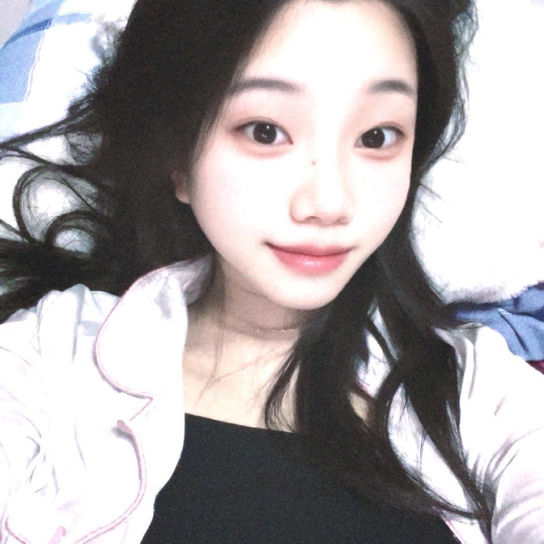 小蕊吖（爱跳舞💃）