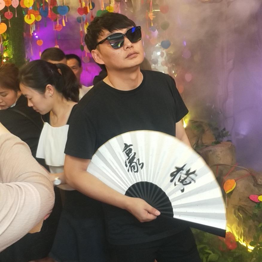 豪横（溜开封）