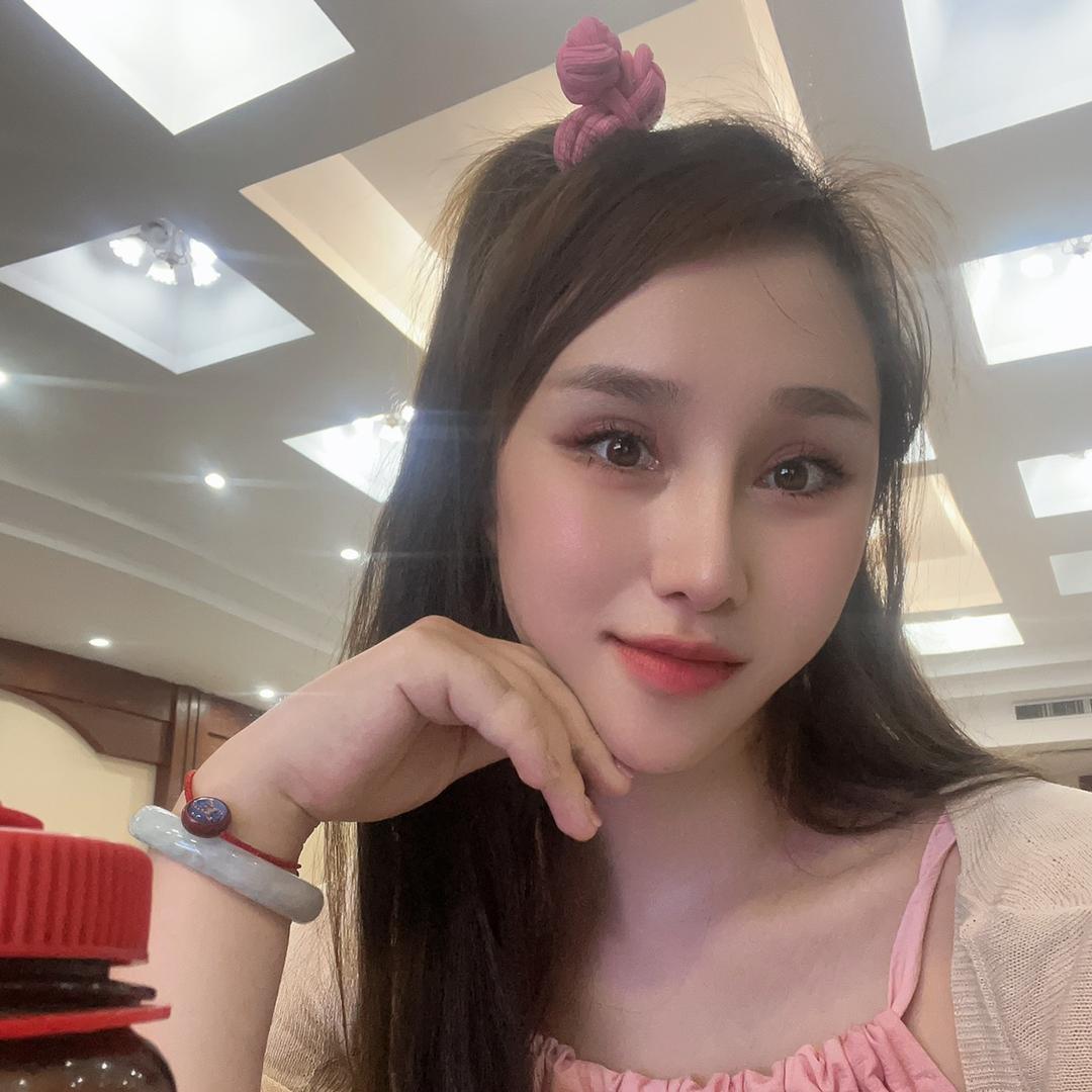 博爱许良朱慧-调肤，眉型设计