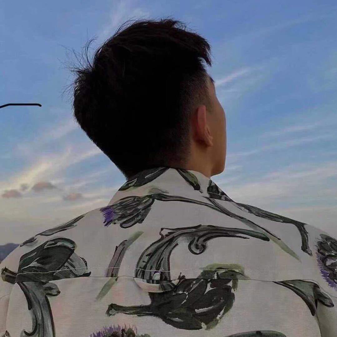 小王：