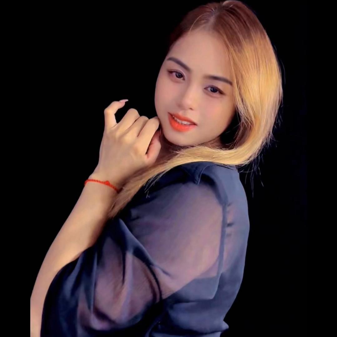 妮轻儿手势舞🍒
