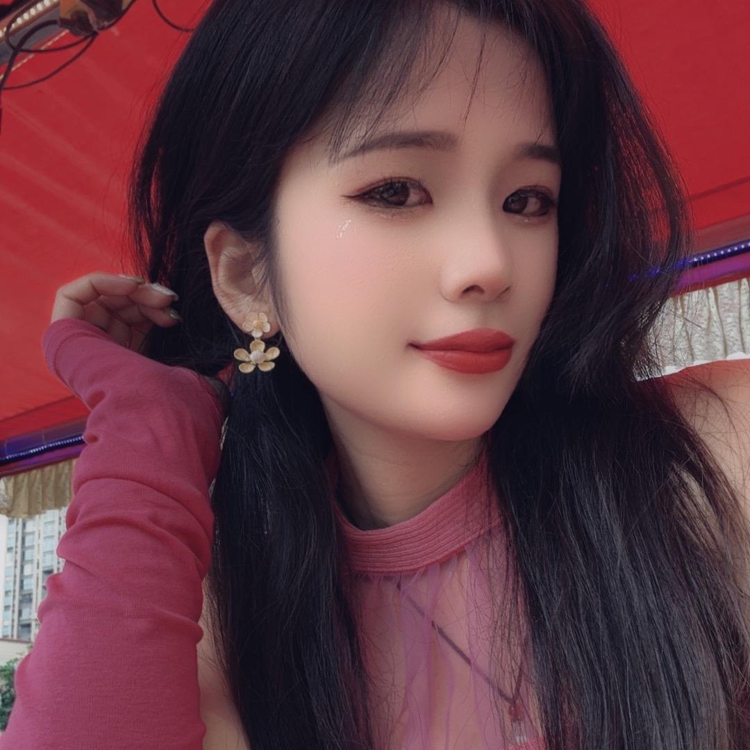 小调皮😇😇😇😇