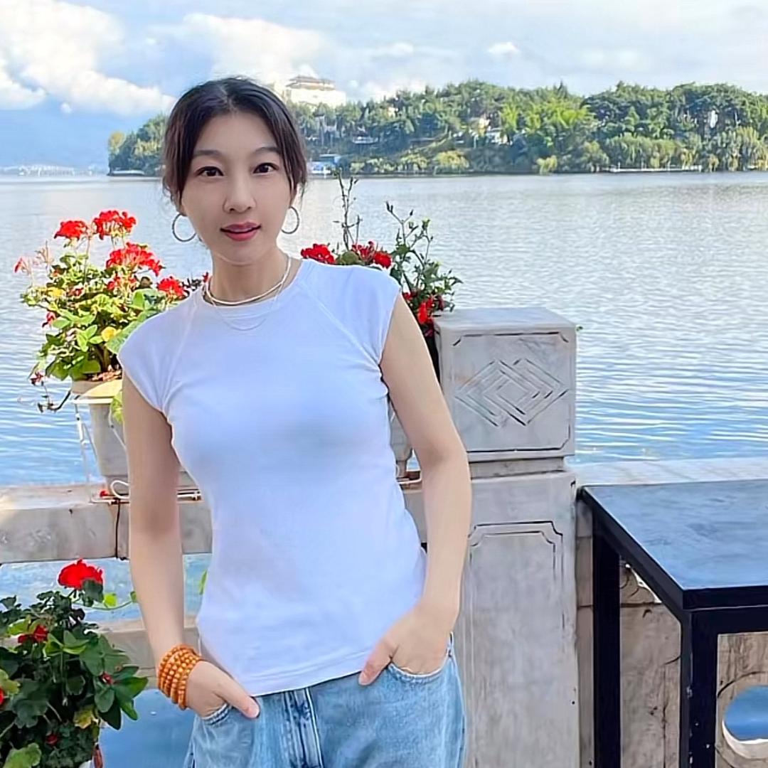 小菲姐