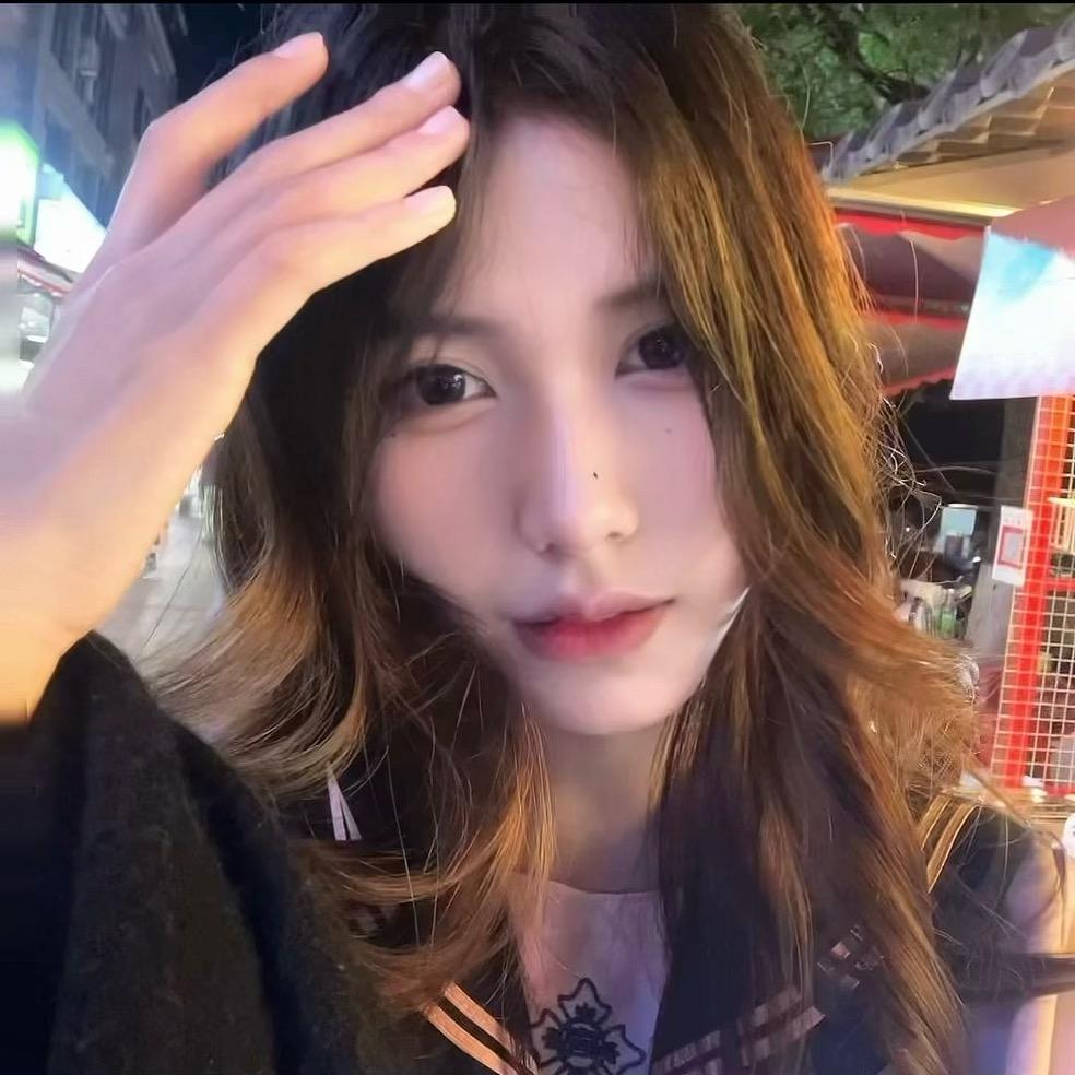 多少带点困.