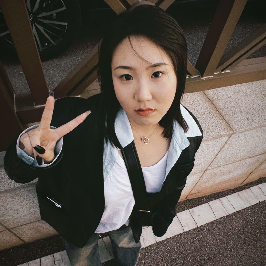 隔壁老王.📷（可约拍）