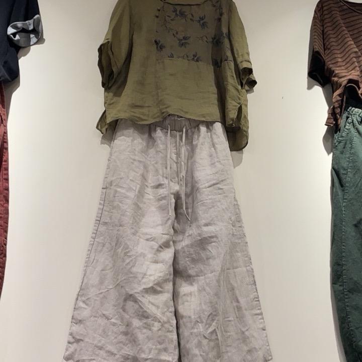 半城，余静，休闲衣服，十字路口，向北10
