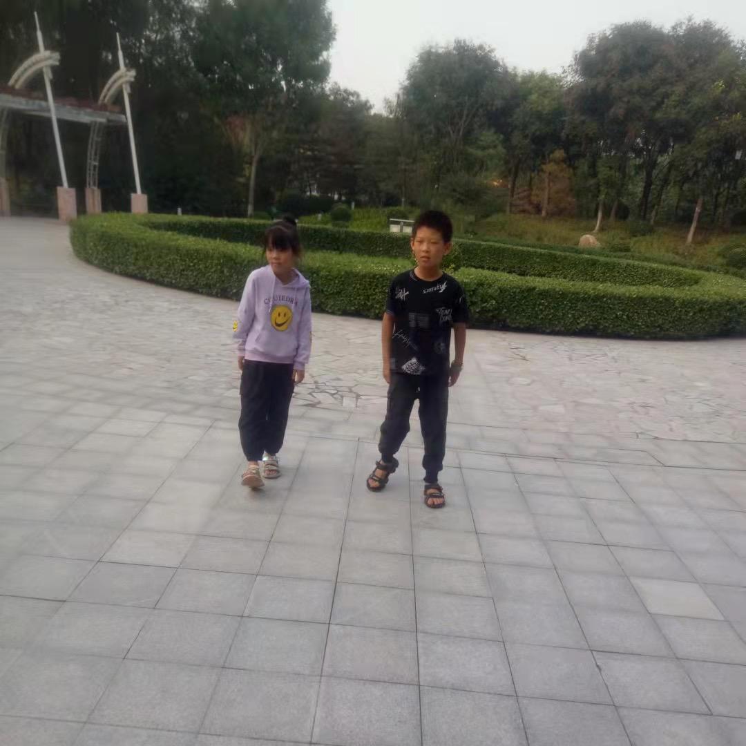楠楠