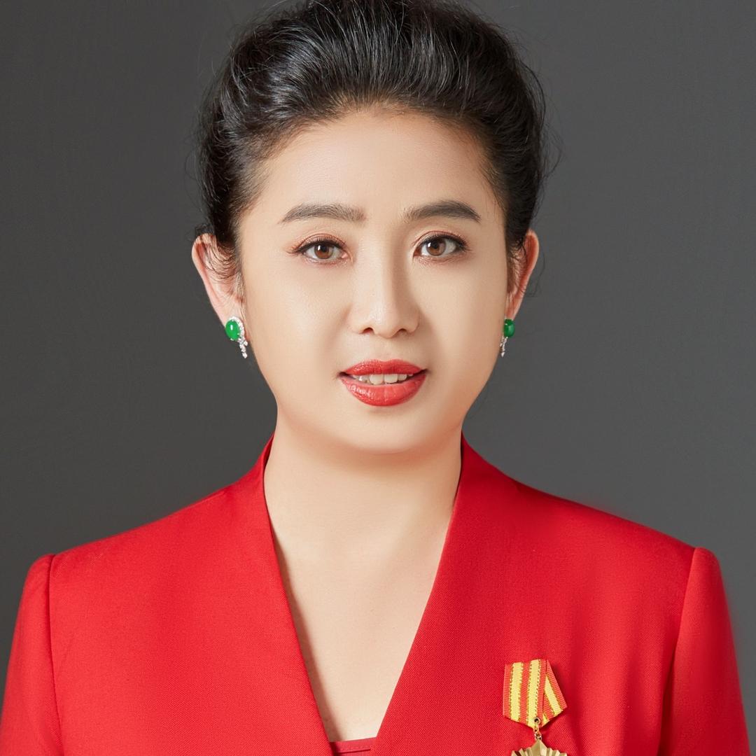 唐敏是珠宝专家！